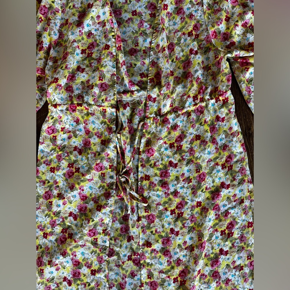 Joompy by docela size small see through floral cardigan - Picture 2 of 3
